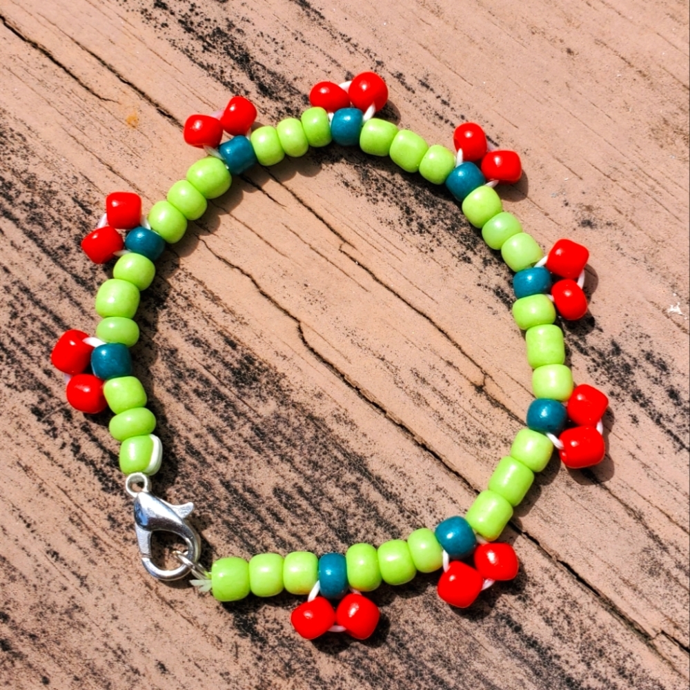 🎁Beaded Cherry bracelet